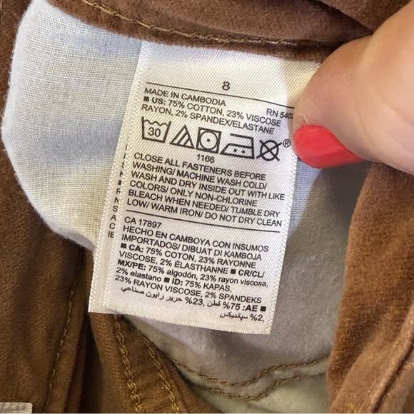 Old Navy, Rockstar Super Skinny High Rise Pants. Size 8. In excellent condition! - Picture 6 of 6